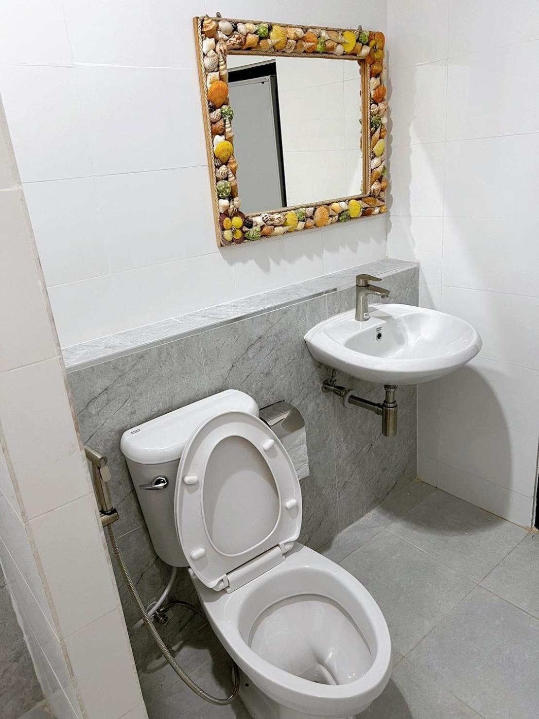 Tokyo Hotel Nakhonratchasima Buitenkant foto
